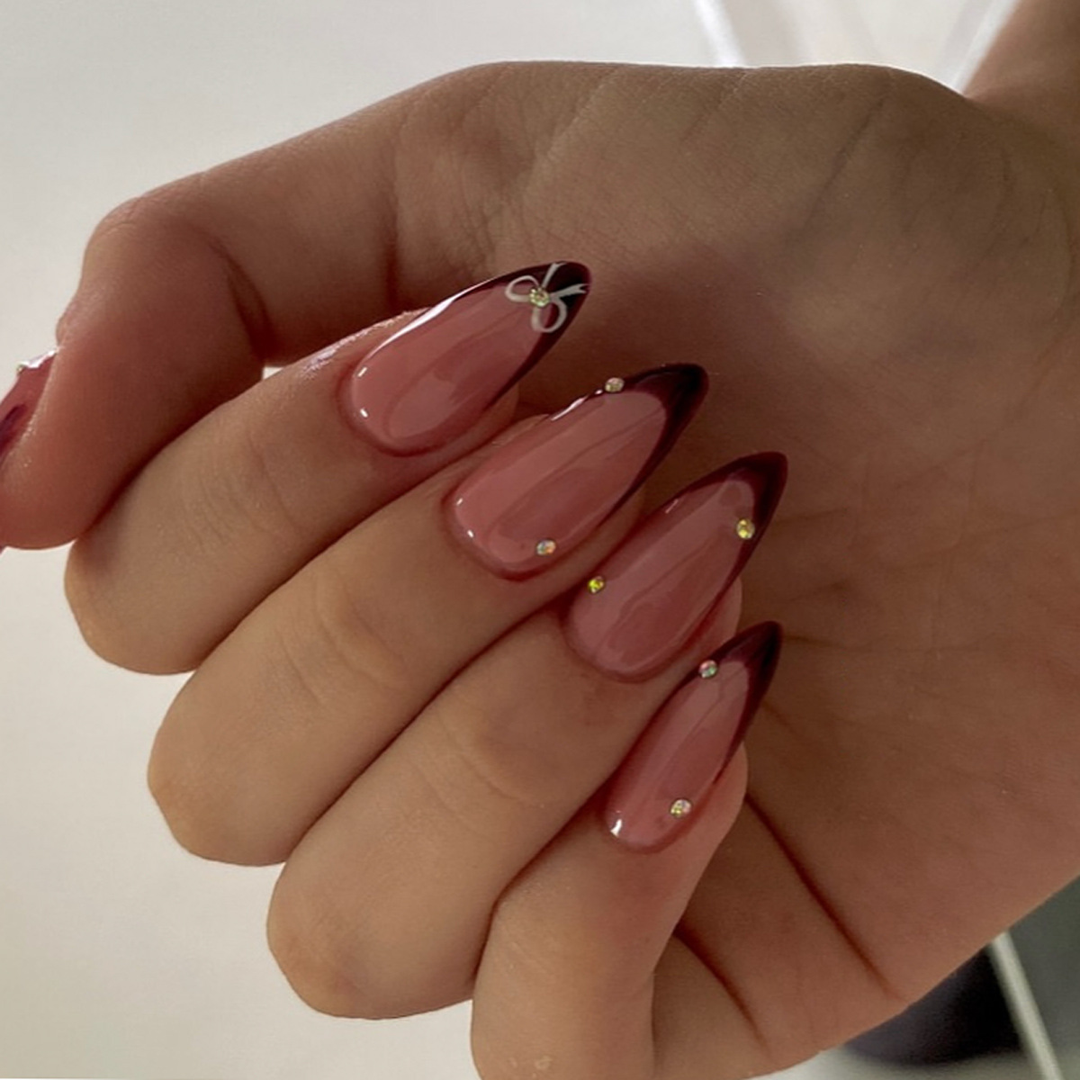 24Pcs Retro Wine Red French Al - đánh giá và giá Nail Art Simple