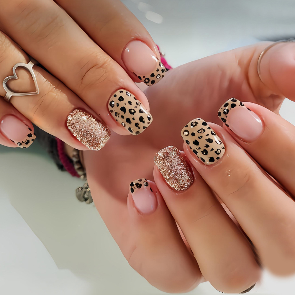 Short long fake nails for wome - đánh giá và giá Nail Art Gliter