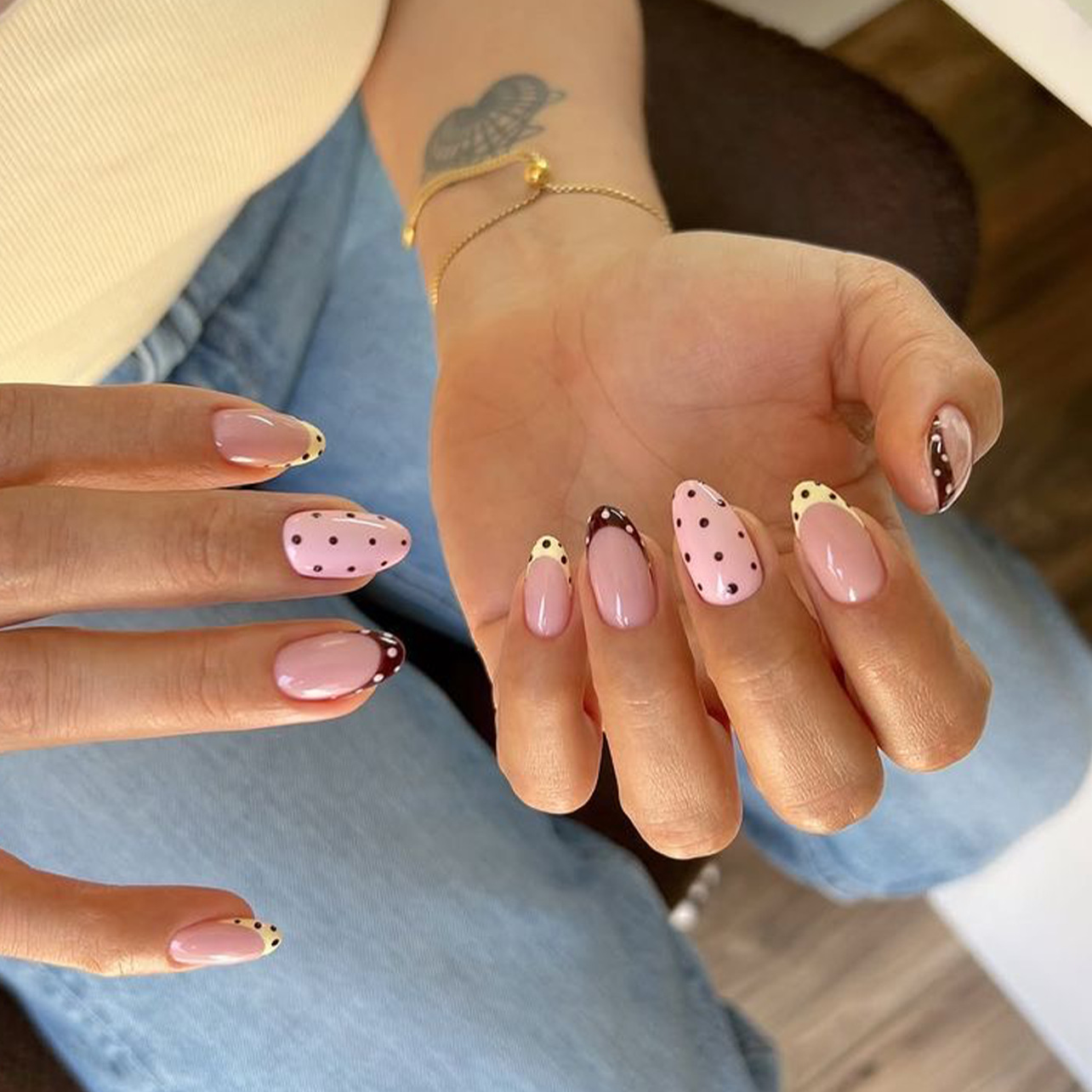 24Pcs Almond False Nails Sets  - đánh giá và giá Nail Art Simple